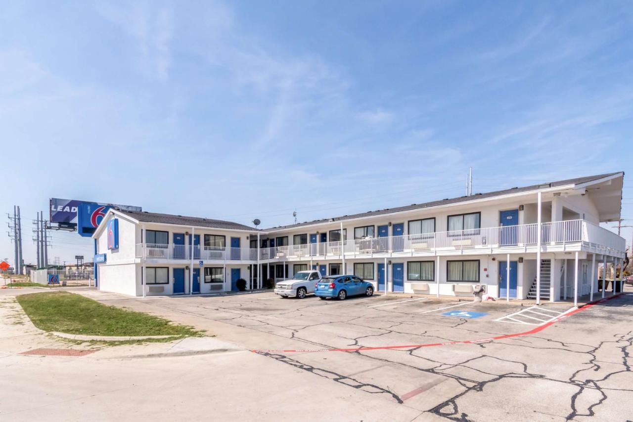 Motel 6 Fort Worth North Haltom City 外观 照片
