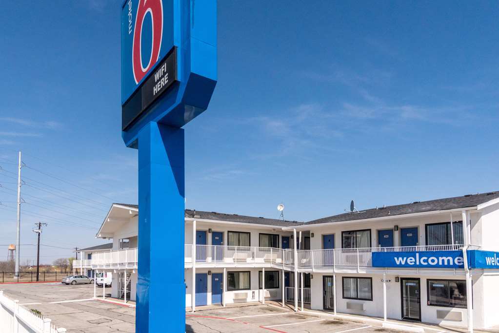Motel 6 Fort Worth North Haltom City 外观 照片